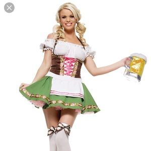 German Beer Maiden Halloween Costume